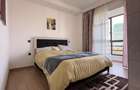 Serviced 3 Bed Apartment with En Suite at Riverside - 8