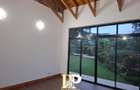 1 Bed Townhouse with En Suite in Spring Valley - 6