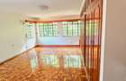 4 Bed Townhouse with En Suite at Lavington - 20