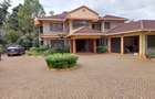 5 Bed House with En Suite at Flem Tree - 4