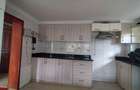 4 Bed House with En Suite in Redhill - 9