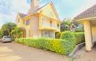 5 Bed Townhouse with En Suite at Lavington - 5