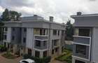 5 Bed House with En Suite in Lavington - 18