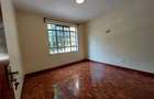 5 Bed Townhouse with En Suite at Lavington Road - 9