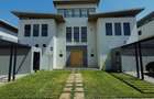 5 Bed Townhouse with En Suite in Runda - 15