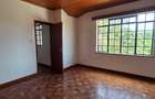 5 Bed Townhouse with En Suite at Lavington Green - 7