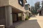 5 Bed Villa with En Suite at Westlands - 6
