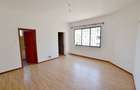 3 Bed Apartment with En Suite at Riverside Drive - 10