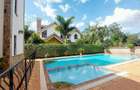 4 Bed Villa with En Suite at Summer Field - 2