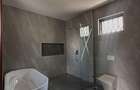 5 Bed House with En Suite in Loresho - 7
