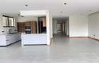4 Bed Apartment with En Suite in Spring Valley - 14