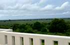 4 Bed House with En Suite at Hs84 - 18