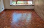 5 Bed Townhouse with En Suite in Runda - 9