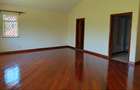 5 Bed House with En Suite in Runda - 17