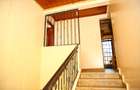 4 Bed Townhouse with En Suite at Airport Road - 10