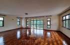 6 Bed Townhouse with En Suite in Kitisuru - 16