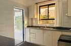 Studio Apartment with En Suite at Safari Park - 12
