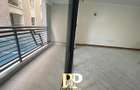 1 Bed Apartment with En Suite in Brookside - 4