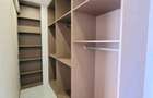 3 Bed Apartment with En Suite at Links Road - 10