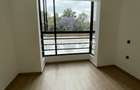 2 Bed Apartment with En Suite in Riverside - 17