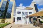 5 Bed Townhouse with En Suite in Lavington - 10