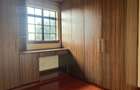 5 Bed House with En Suite in Runda - 4