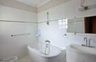 4 Bed House with En Suite at Old Runda. - 18