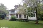 5 Bed Villa with En Suite in Rosslyn - 1