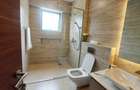 2 Bed Apartment with En Suite at Riverside Drive - 10