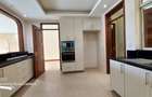 3 Bed Apartment with En Suite in Parklands - 2