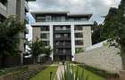 2 Bed House with En Suite in Nyari - 1