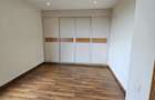 4 Bed Apartment with En Suite in Parklands - 12