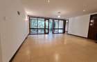 3 Bed Apartment with En Suite at Riverside Drive - 6