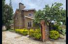 4 Bed Townhouse with En Suite in Lavington - 1