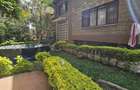 5 Bed Townhouse with En Suite in Parklands - 10