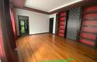 5 Bed Townhouse with En Suite at Lavington Green - 19