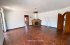4 Bed House with Garden in Nyari - 4