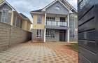 4 Bed House with En Suite at Eastern Bypass - 12