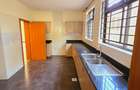 6 Bed Townhouse with En Suite at Convent Drive - 8