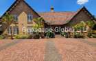 4 Bed House with En Suite in Runda - 5