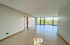 4 Bed Apartment with En Suite in Spring Valley - 12