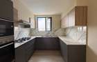 4 Bed Apartment with En Suite in Riverside - 12