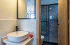 Serviced 2 Bed Apartment with En Suite at 234 - 15