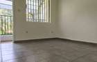 5 Bed House with En Suite in Nyari - 17