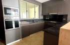 3 Bed Apartment with En Suite at Brookside - 5