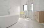 3 Bed Apartment with Swimming Pool in Rosslyn - 13