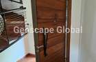 5 Bed House with En Suite in Runda - 12