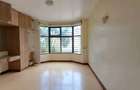 5 Bed Townhouse with En Suite at Lavington Green - 12