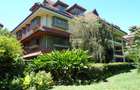 3 Bed Apartment with En Suite in Lavington - 2