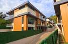 5 Bed Townhouse with En Suite at Lavington Green - 5